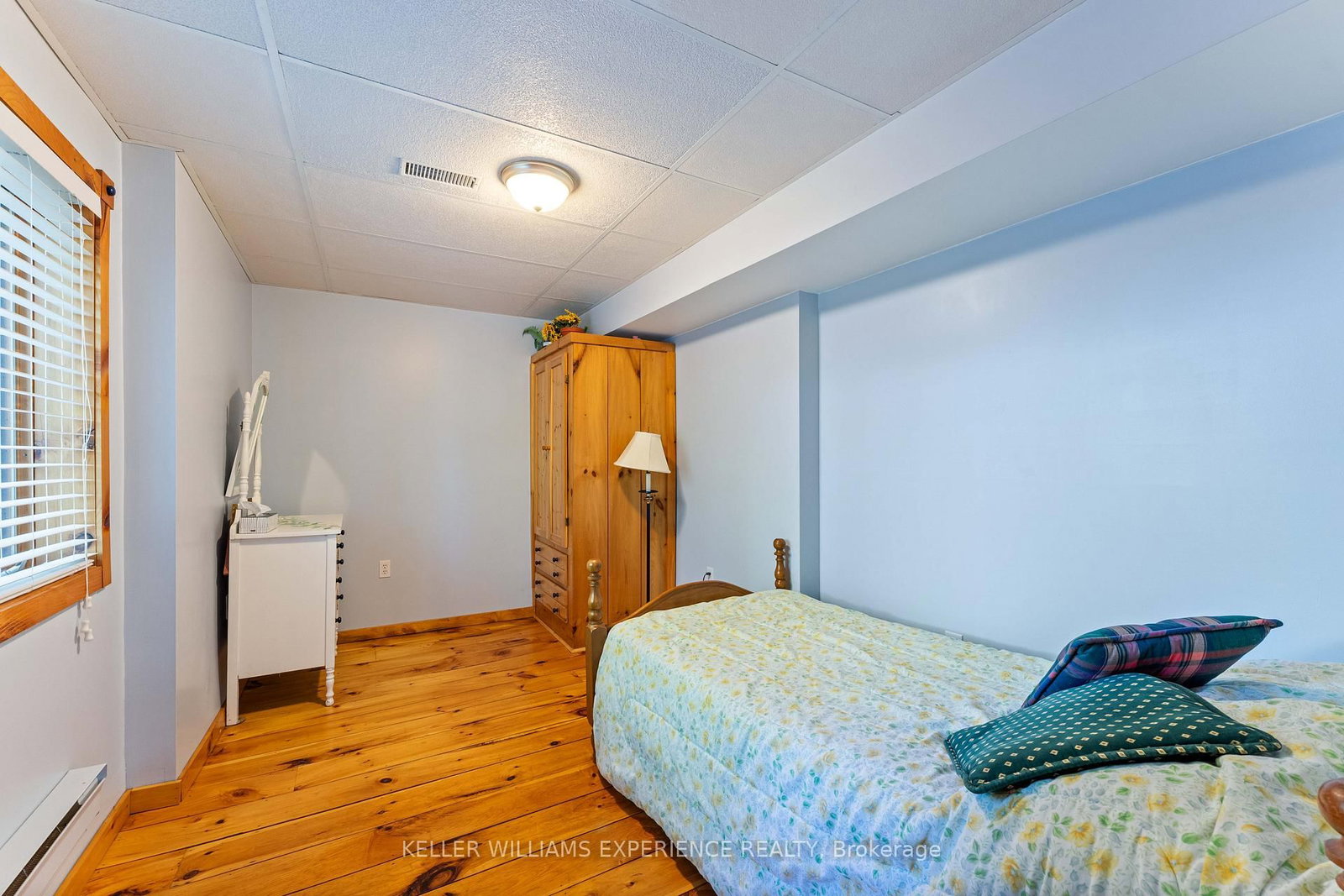 55 Mary Lake Crescent • Huntsville, ON photo 8