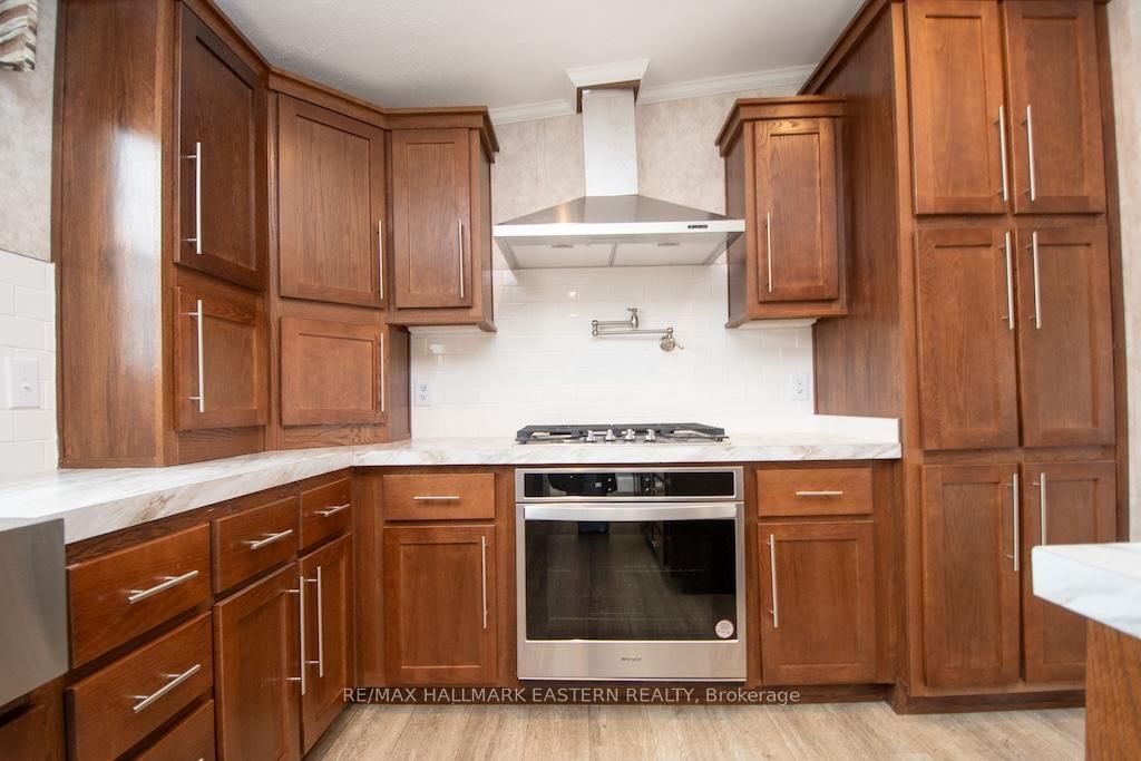 1862 Lakehurst Road • Trent Lakes, ON photo 11