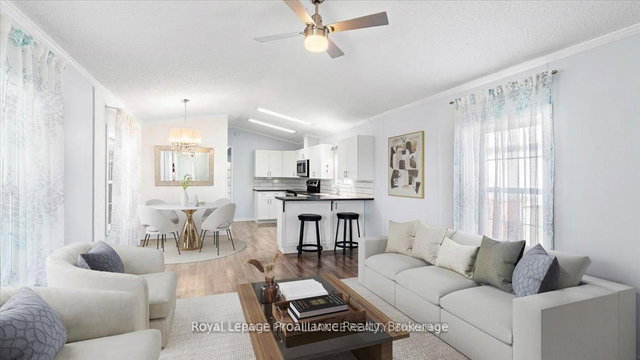 18 - 311 Dundas Street E