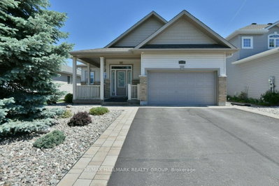 90 Carter Crescent