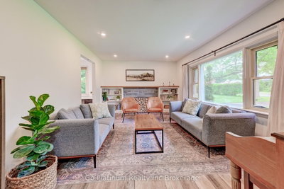 131 Byron Street — photo 6