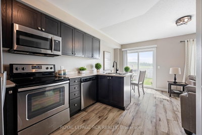 829 Cook Crescent • Shelburne, ON photo 5