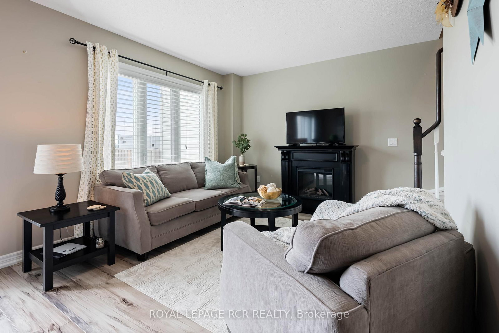 829 Cook Crescent • Shelburne, ON photo 8