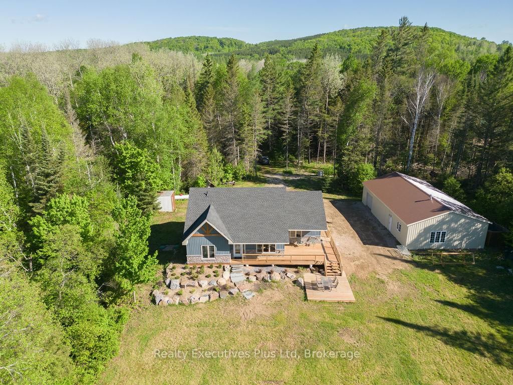387 BRENNAN'S Road • Joly, ON photo 8