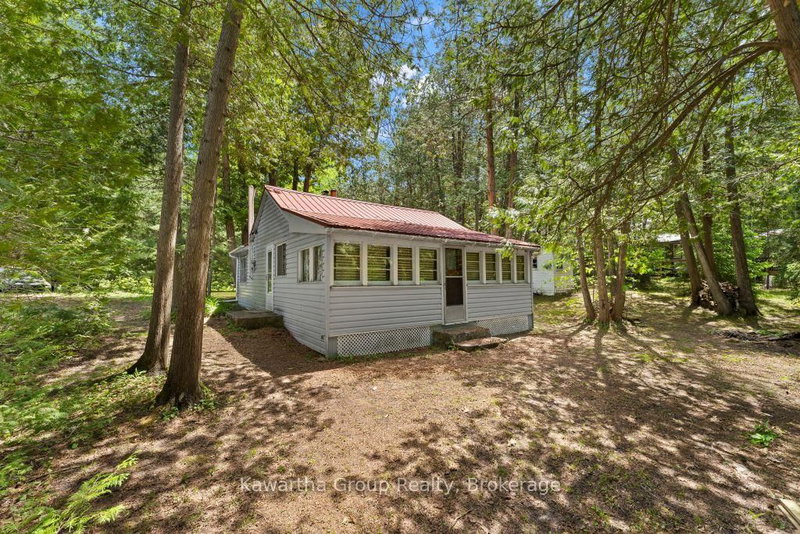 home for sale on 122 Shadow Lake Rd 28 Road W