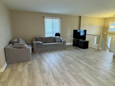 994 Marigold Street • London North, ON photo 4