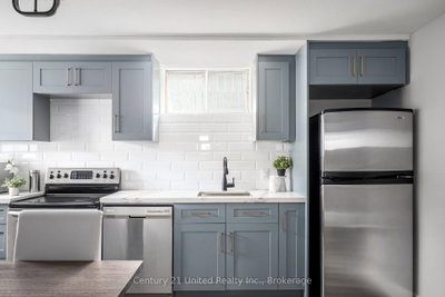 Unit Unit B — 2607 Foxmeadow Road — photo 3