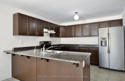955 S Adams Avenue • North Perth, ON photo 9