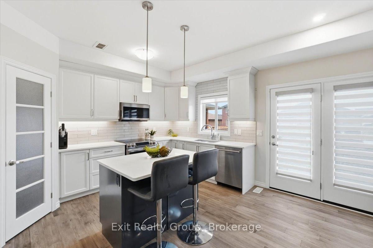 55 Stonecrest Boulevard • Quinte West, ON photo 9