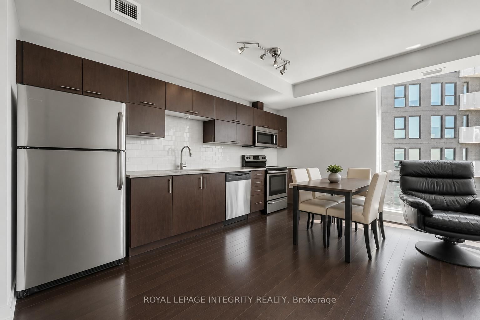 179 Metcalfe Street, Unit 1306 - Photo 10