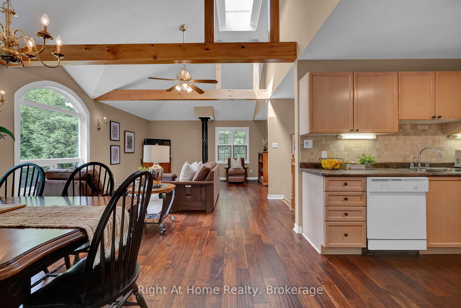 74 Talbot Road • Kawartha Lakes, ON photo 36