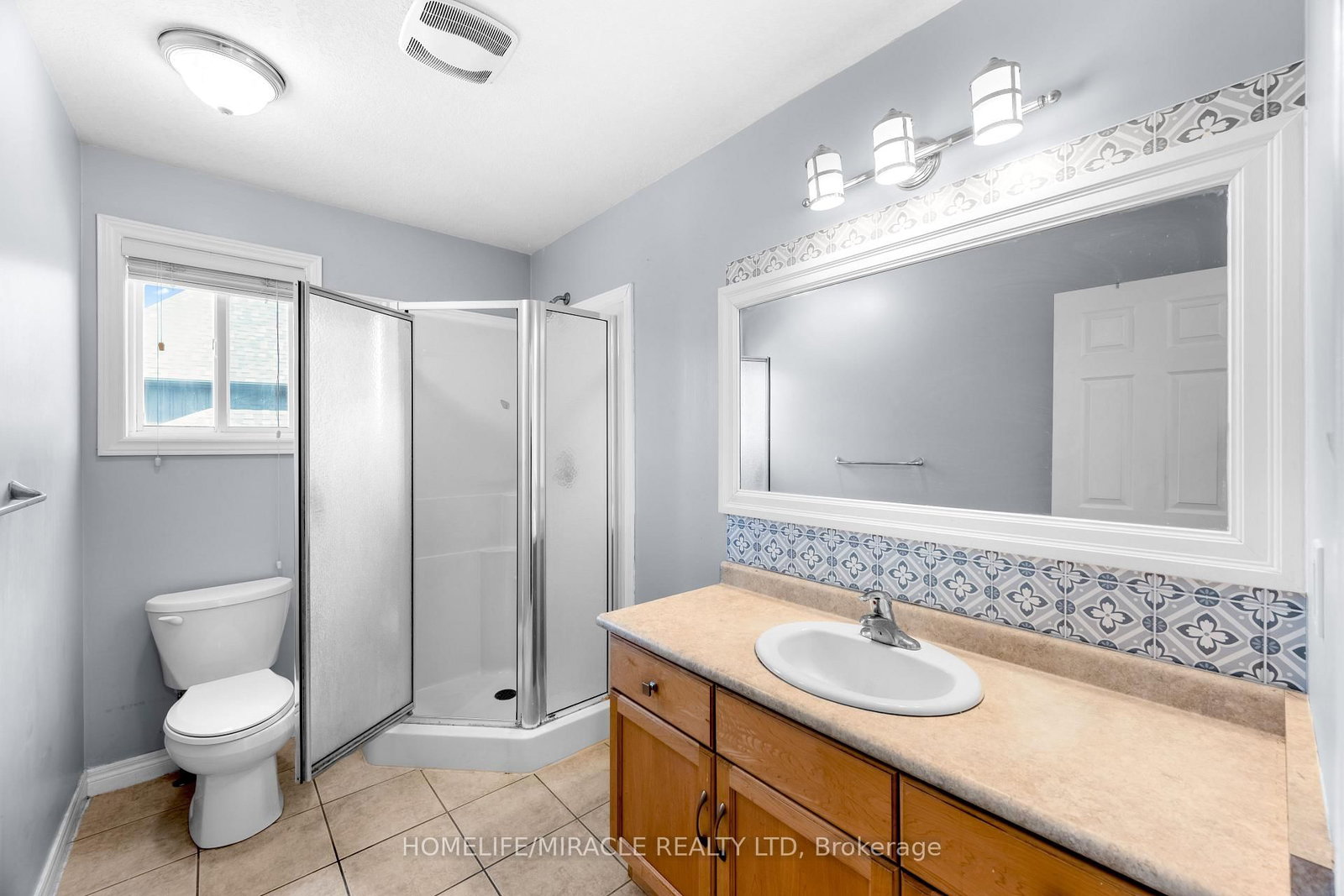 4 W Clairfields Drive • Guelph, ON photo 39