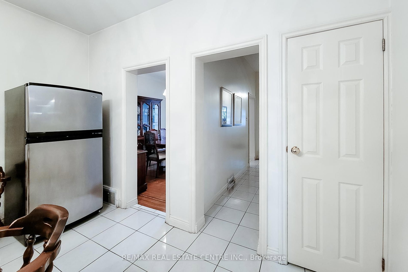 244 Hughson Street N • Hamilton, ON photo 13