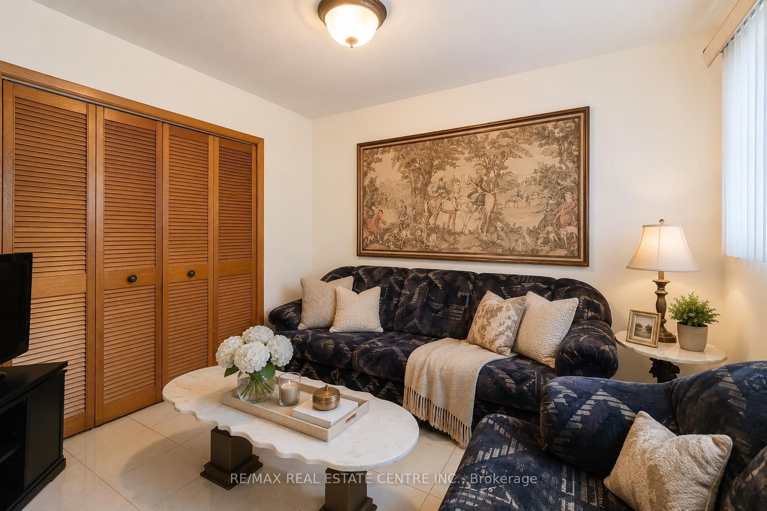 244 Hughson Street N • Hamilton, ON photo 17
