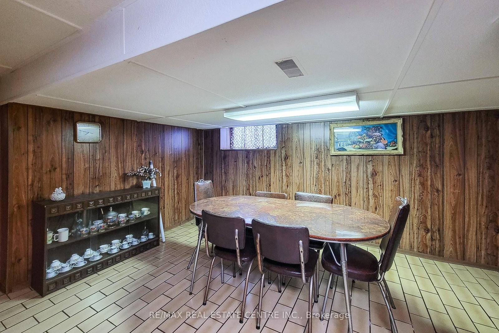 244 Hughson Street N • Hamilton, ON photo 31