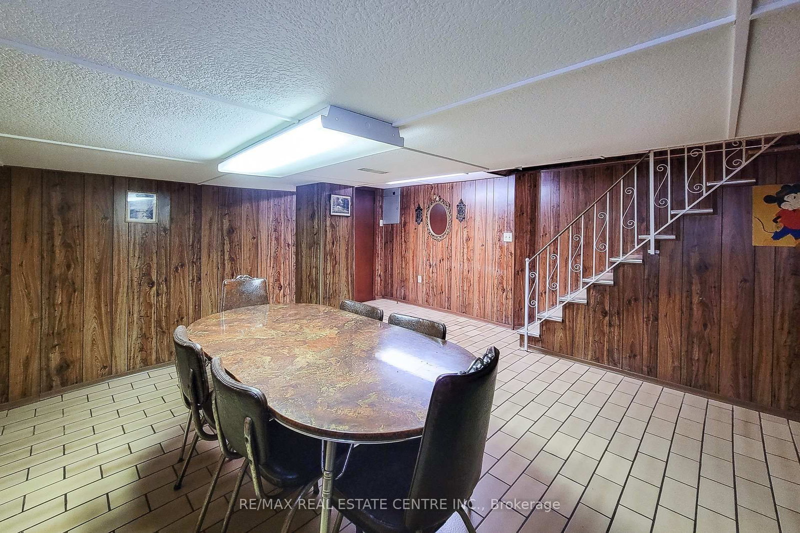 244 Hughson Street N • Hamilton, ON photo 33