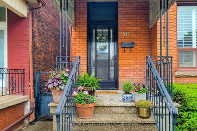 244 Hughson Street N • Hamilton, ON photo 4