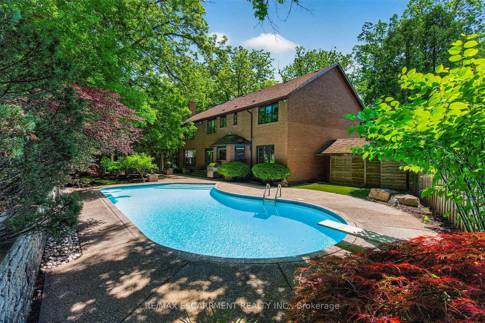 23 Lantern Lane, Hamilton, ON, photo 2