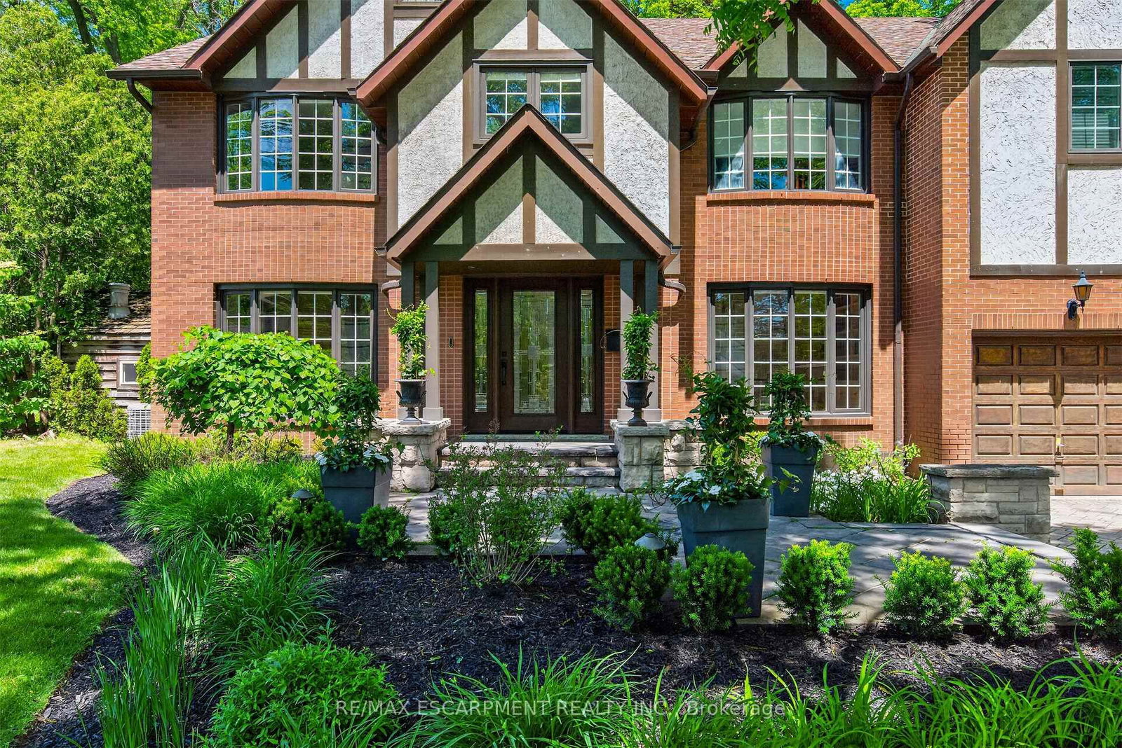 23 Lantern Lane, Hamilton, ON, photo 3