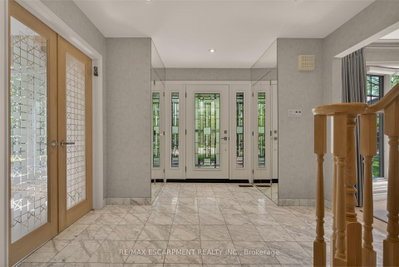 23 Lantern Lane — photo 4