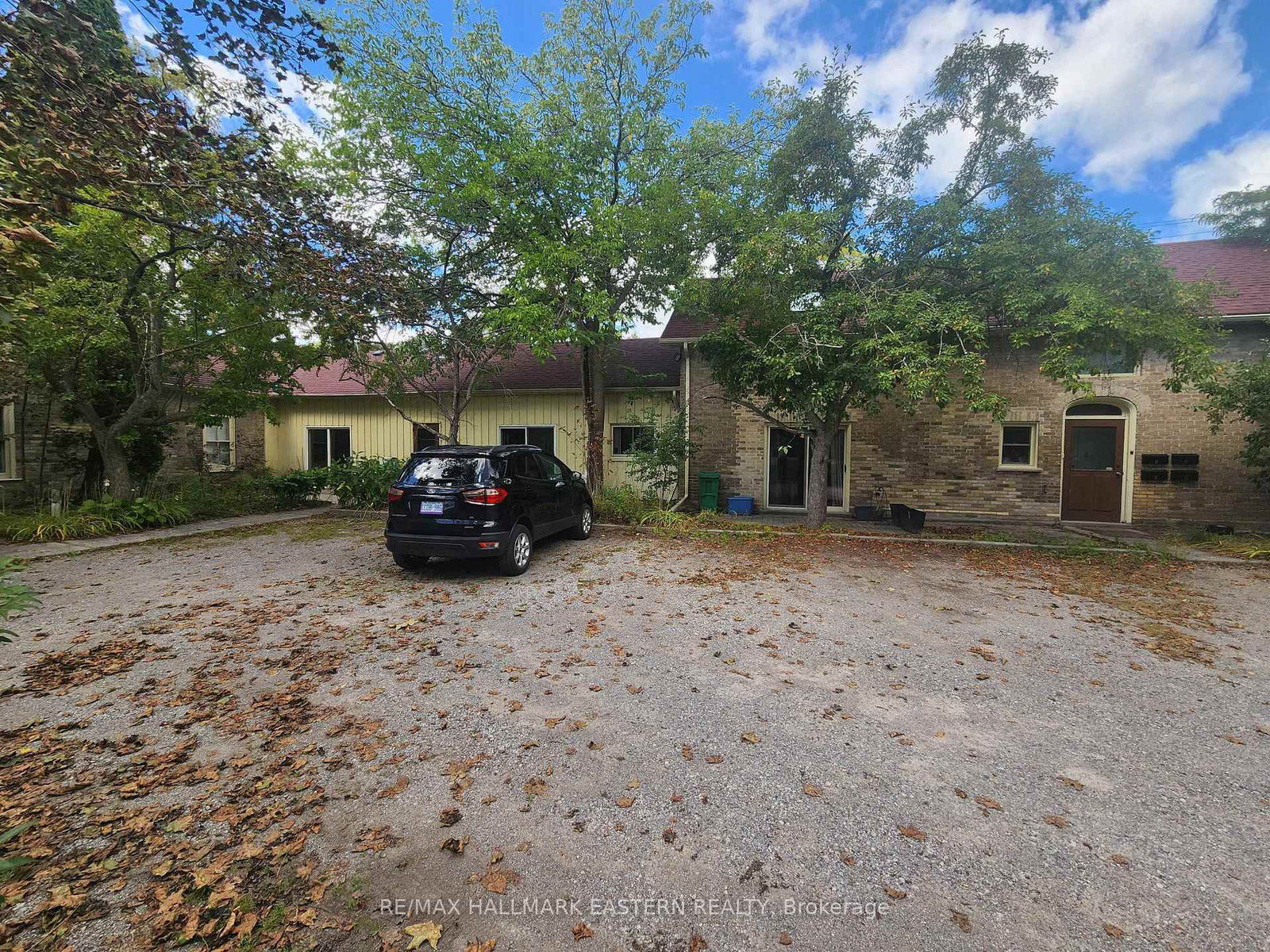 11 Argyle Street • Peterborough, ON photo 1