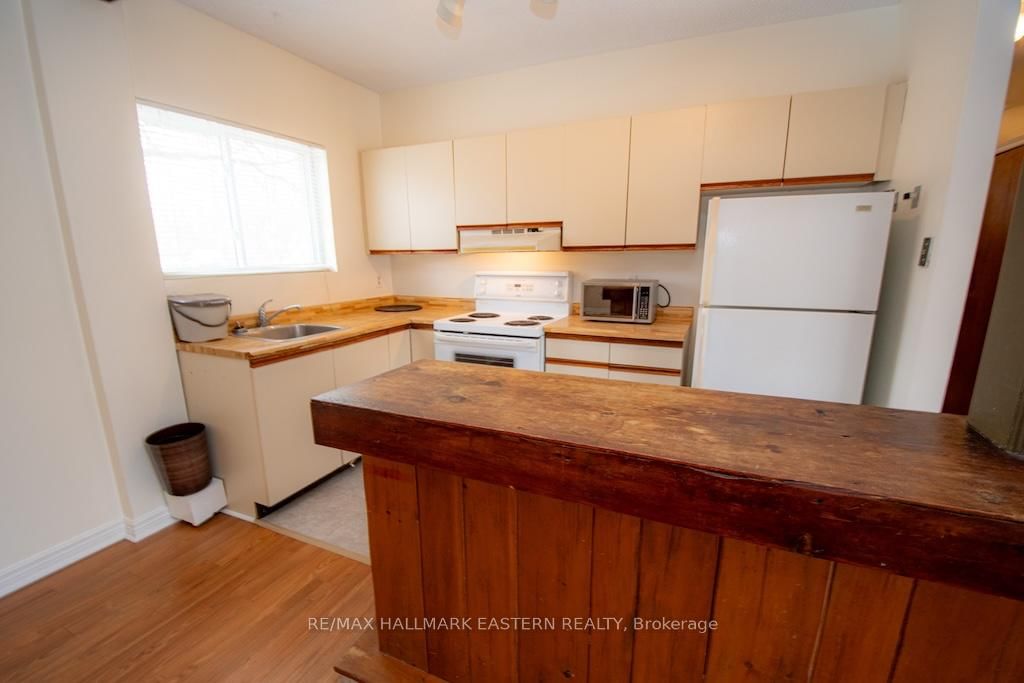 11 Argyle Street • Peterborough, ON photo 23