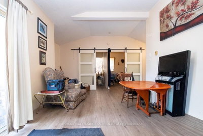11 Argyle Street • Peterborough, ON photo 3