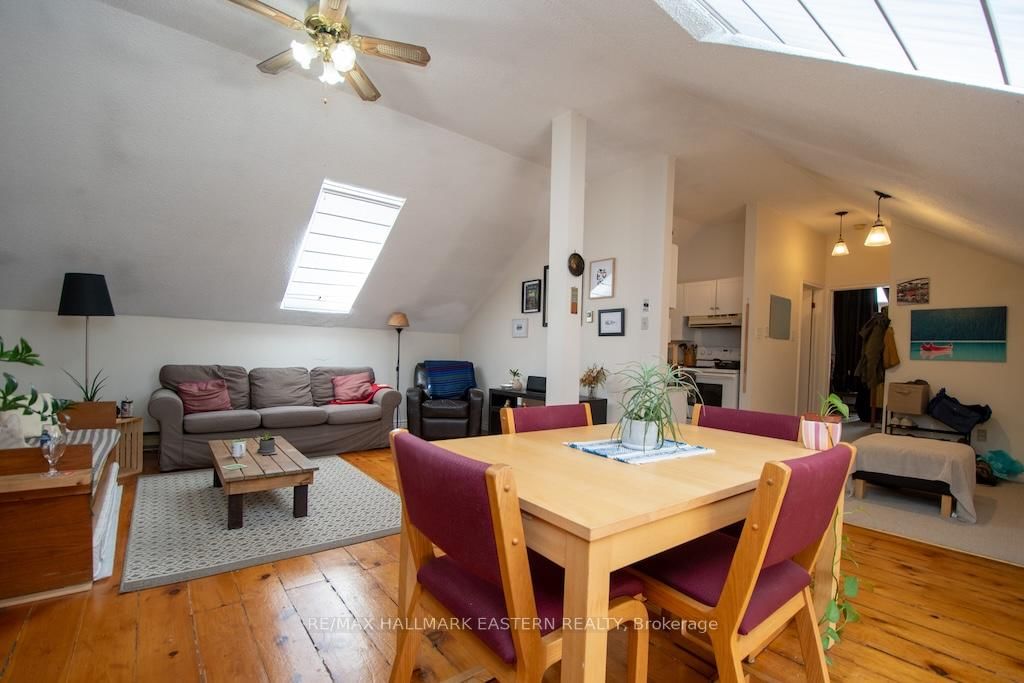 11 Argyle Street • Peterborough, ON photo 32