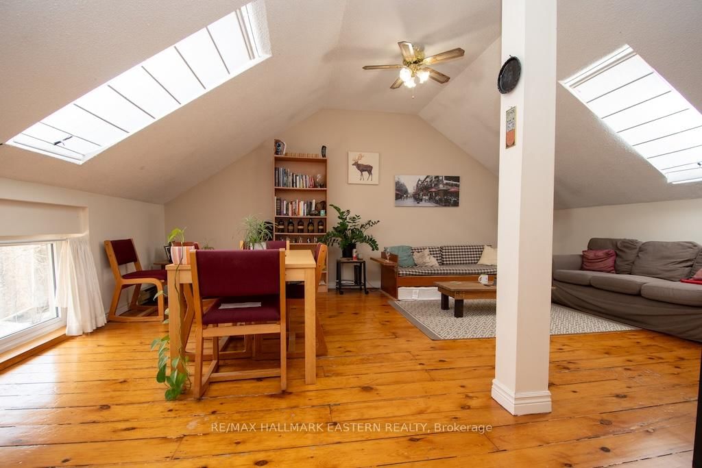 11 Argyle Street • Peterborough, ON photo 33