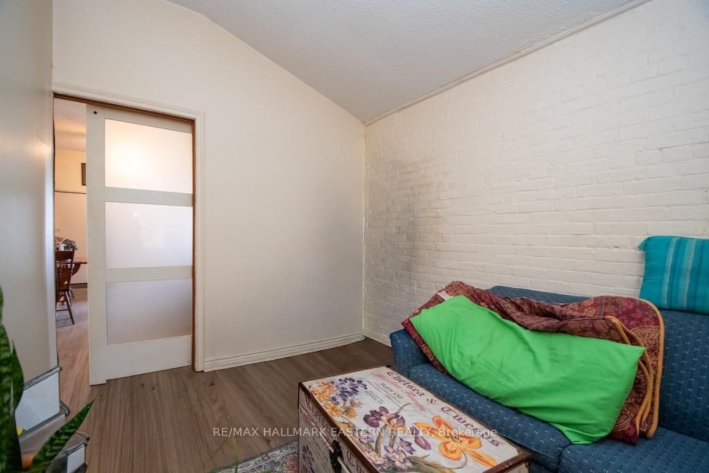 11 Argyle Street • Peterborough, ON photo 7