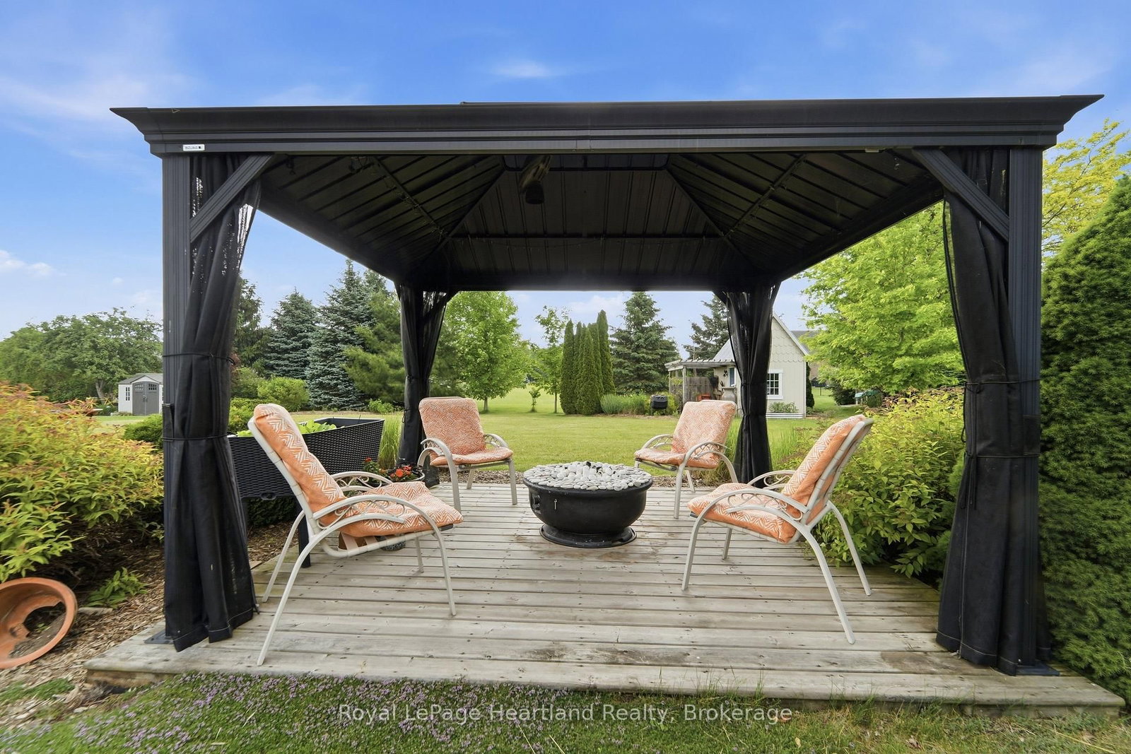 35095 Old River Road N • Bluewater, ON photo 39
