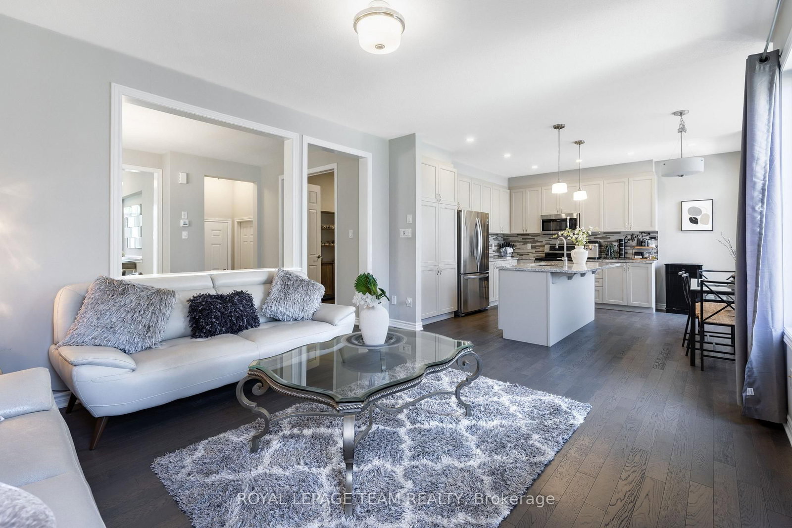 12 Oxalis Crescent • Ottawa, ON photo 15