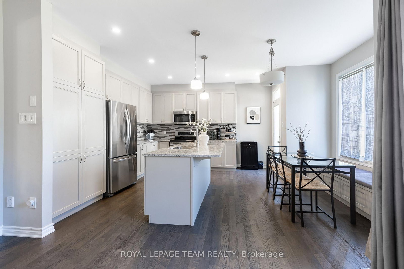 12 Oxalis Crescent • Ottawa, ON photo 16