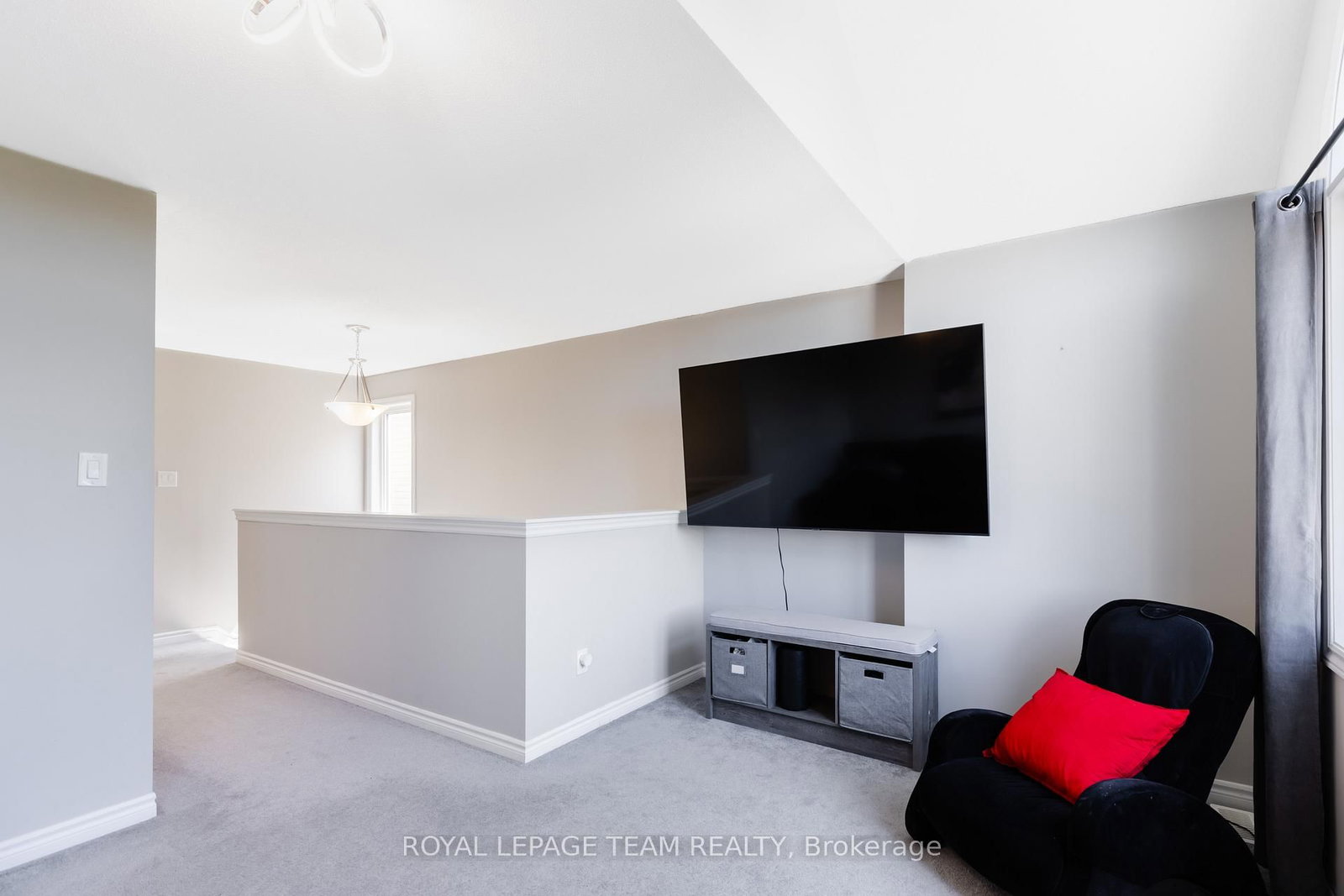 12 Oxalis Crescent • Ottawa, ON photo 24