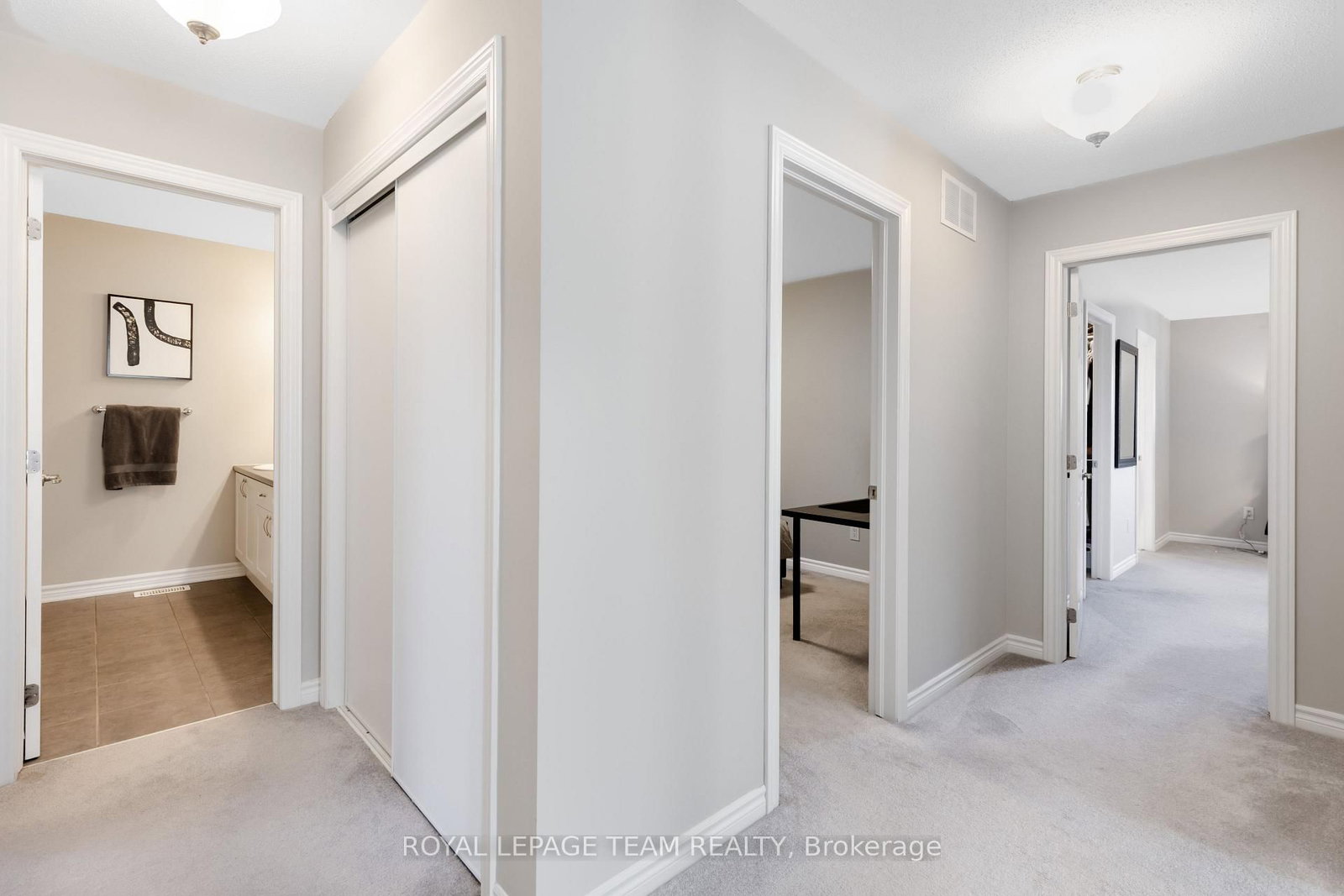 12 Oxalis Crescent • Ottawa, ON photo 25