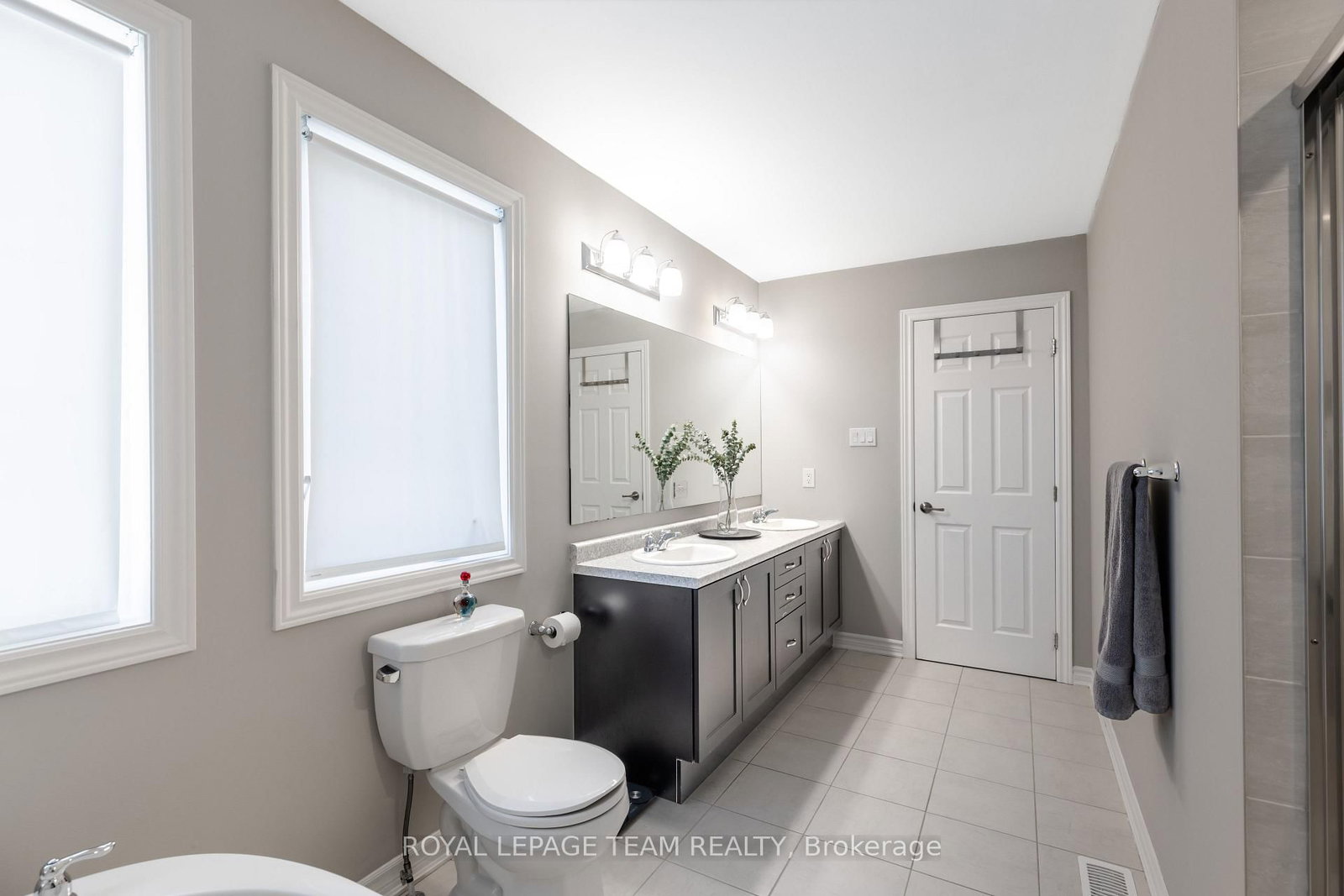 12 Oxalis Crescent • Ottawa, ON photo 28