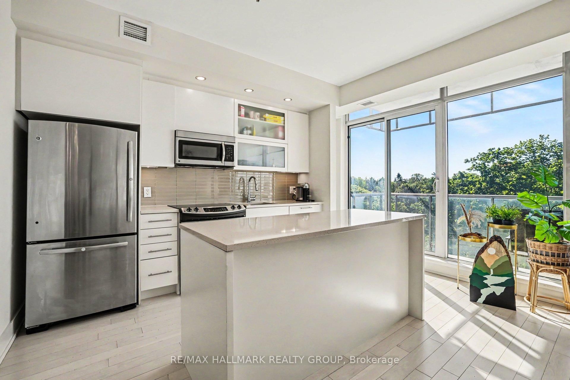 98 Richmond Road, Unit 504