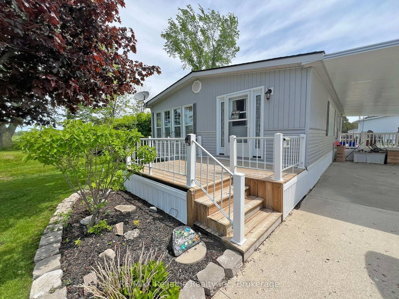 144 Sandbagger Crescent