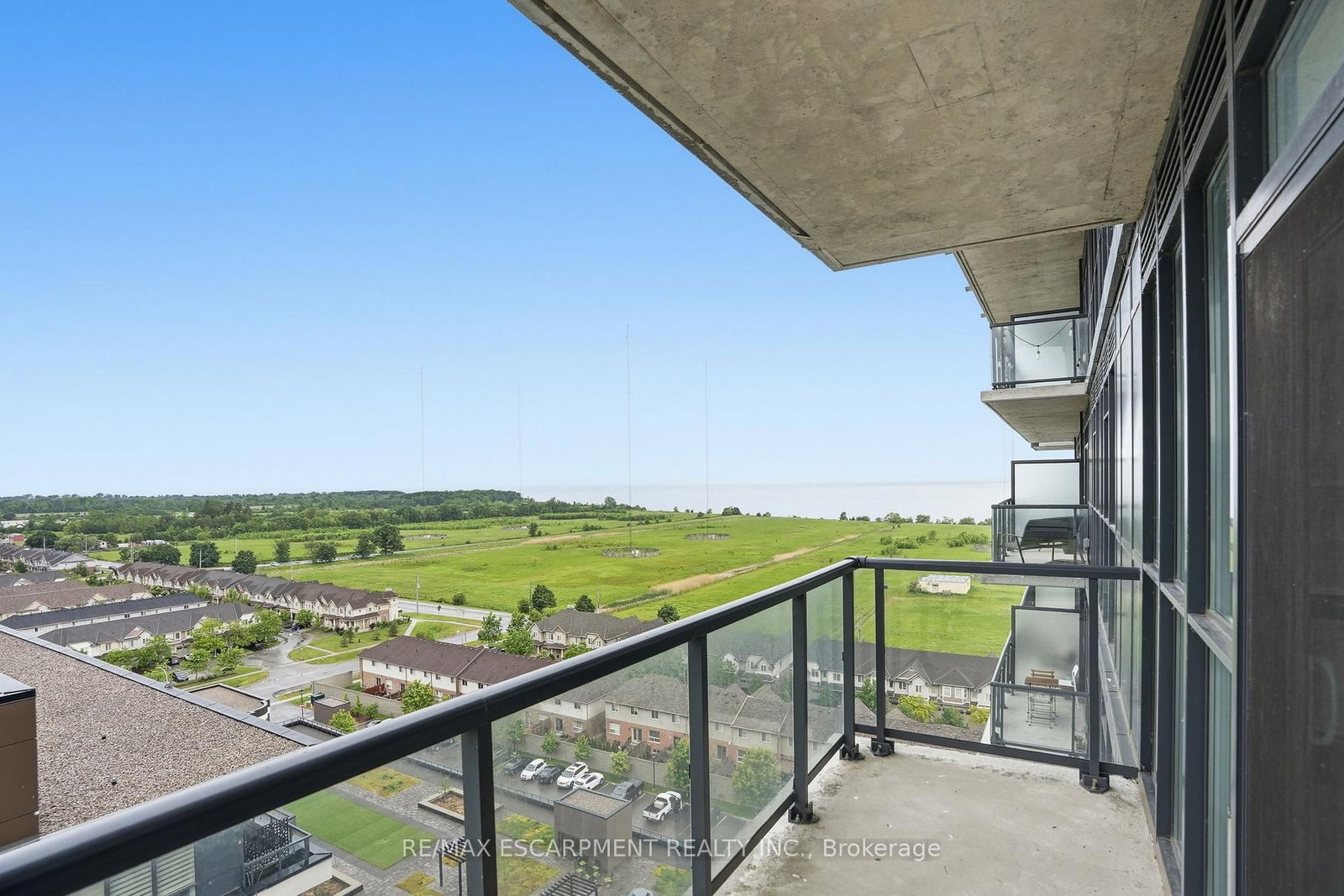 550 North Service Road • #1201 • Grimsby, ON photo 24