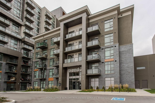 317 - 470 Dundas Street E
