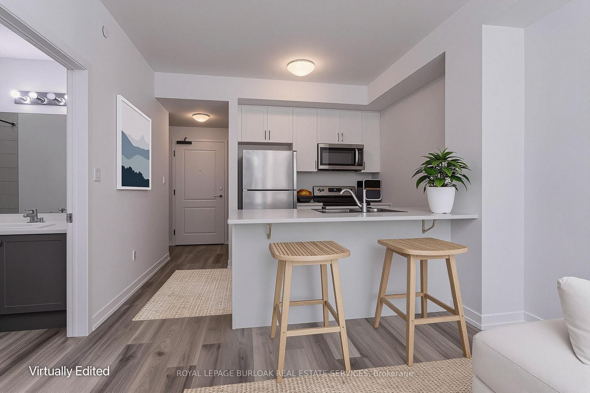 470 Dundas Street E, Unit 317