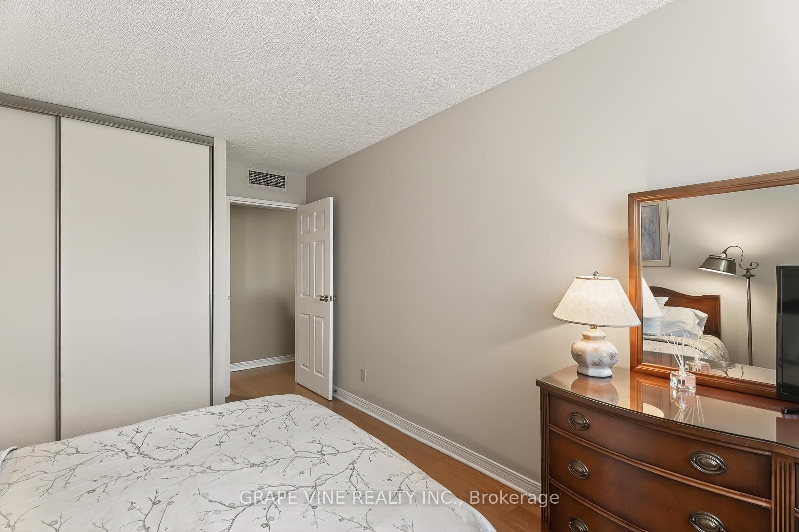 100 Grant Carman Drive, Unit 1115