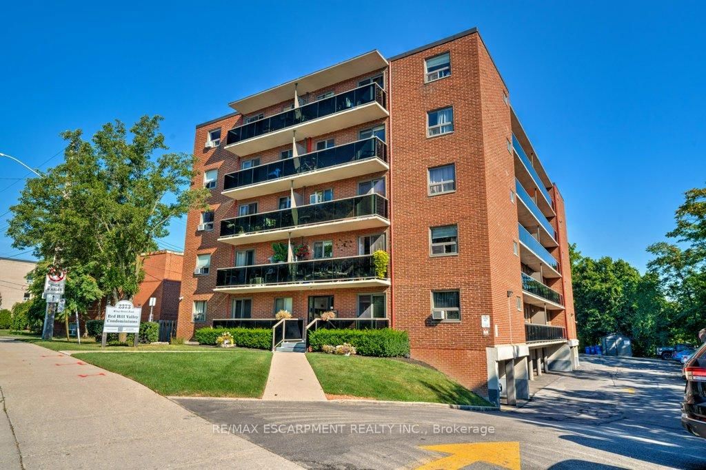 2373 King Street E, Unit 17