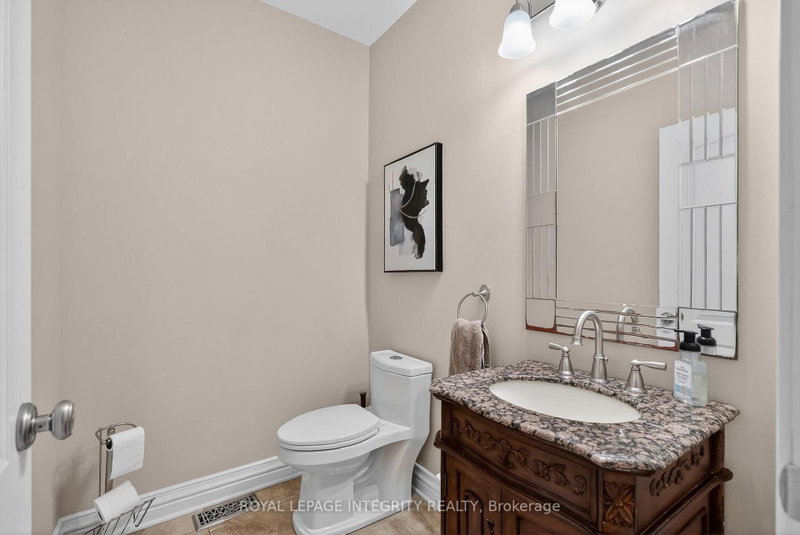 2754 Eagleson Rd photo 5