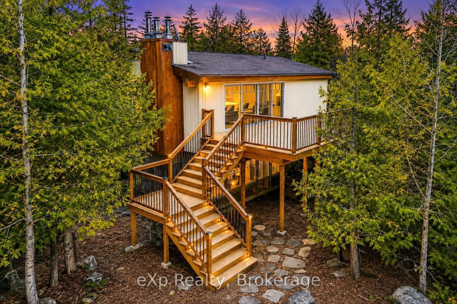 26 Elgin, Northern Bruce Peninsula, Ontario N0H 2R0