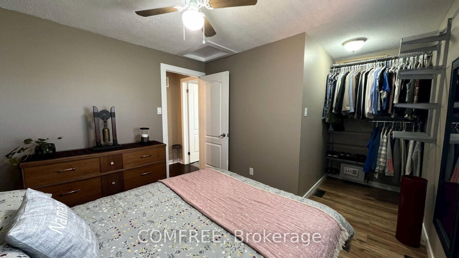2093 Boake Street • Ottawa, ON photo 19