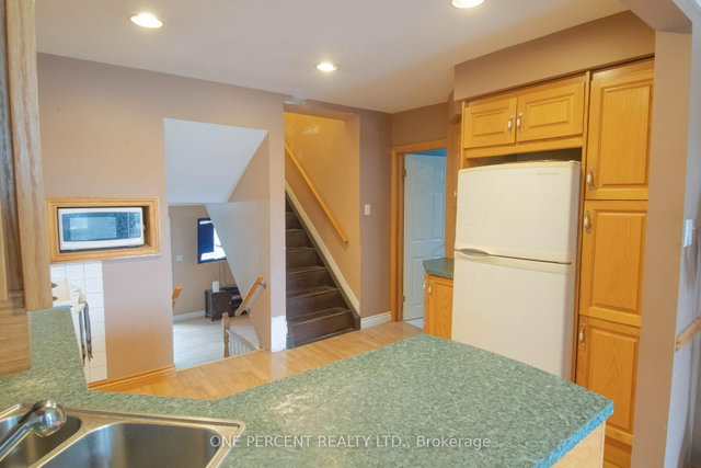 477 UPPER GAGE Avenue