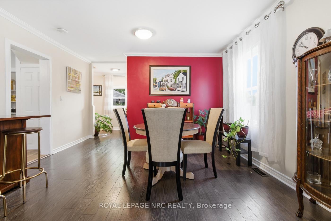 255 Deere Street • Welland, ON photo 8