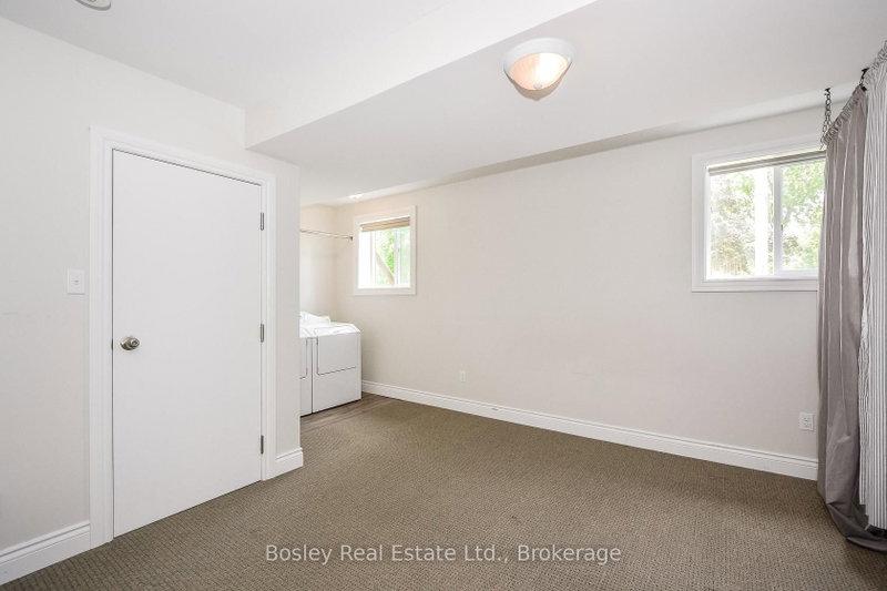 5 Algoma Drive