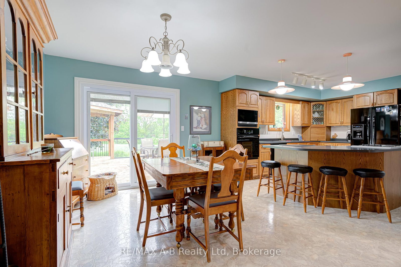137 Mitchell Court • West Perth, ON photo 10